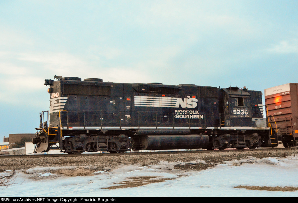 NS GP38-2 Locomotive making moves in the yard